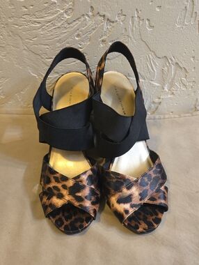Predictions Leopard Print Wedge Sandals - Black & Brown